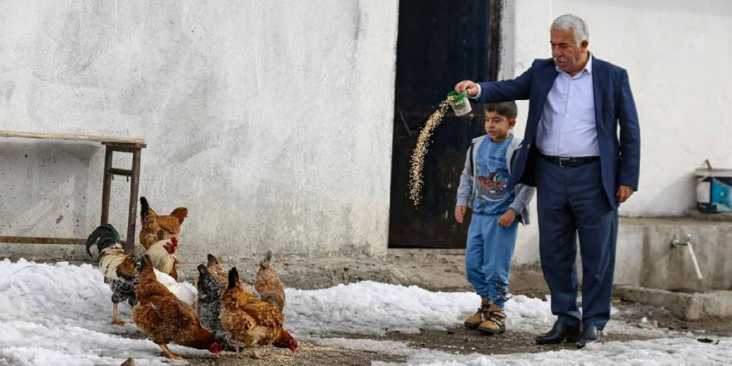 Dede mesleğine devlet desteği katkısı! İlkel yöntemi bıraktı modernliği getirdi: Bir aile el birliğiyle işi büyüttü 4